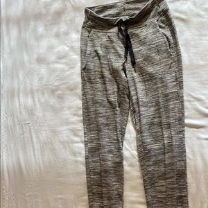 Lululemon joggers, size 2